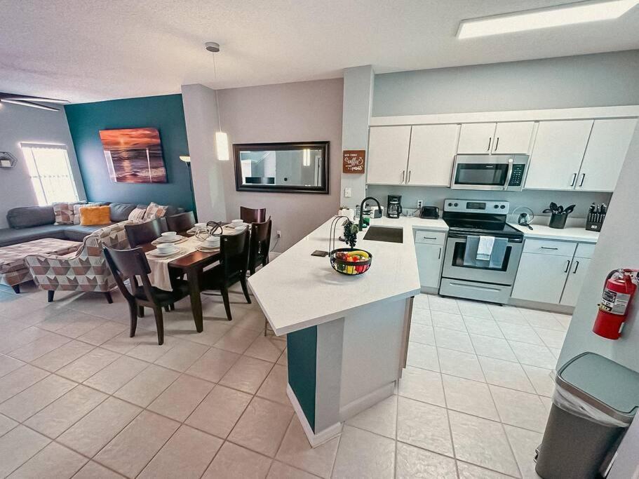 Ultimate Vacation Villa Near Disney Townhouse キシミー エクステリア 写真