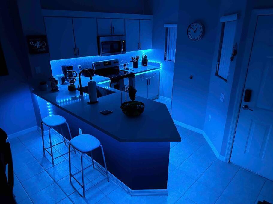 Ultimate Vacation Villa Near Disney Townhouse キシミー エクステリア 写真